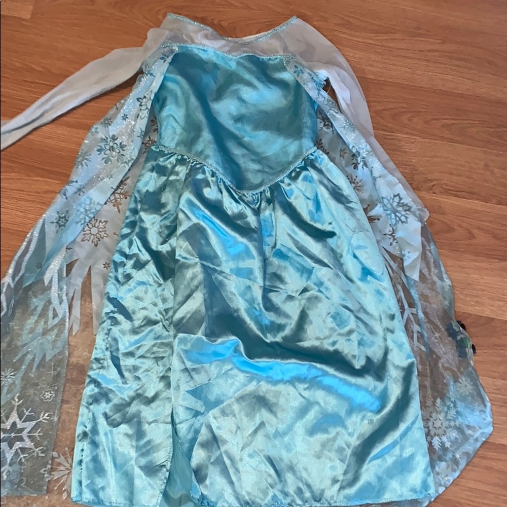 Disney frozen Halloween costumes